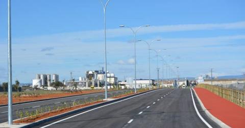 Carmen_Javega_inauguración carretera Bonaire
